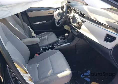 2016 Toyota Corolla Le z USA, uszkodzony, nr VIN 2T1BURHE4GC704672